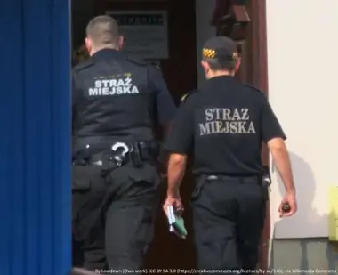 Dzikie wysypiska pod obserwacją. Straż Miejska w Rybniku sięga po fotopułapkę